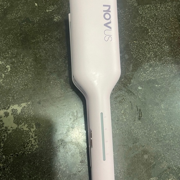 Novus iconic Hair Waver in Light Pink - Picture 4 of 10